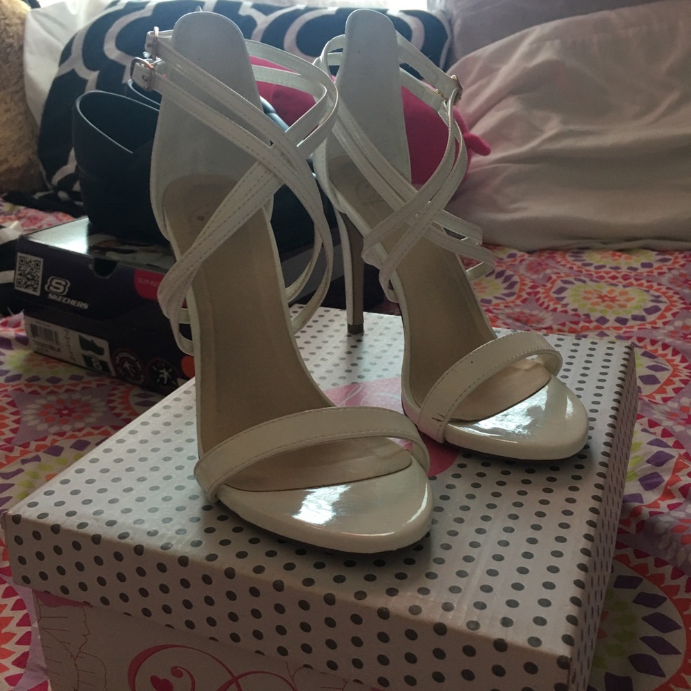 Size 7.5 white heels